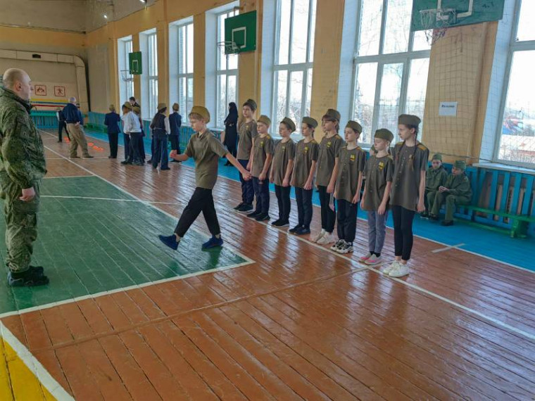 Участие в городской военно-спортивной игре.